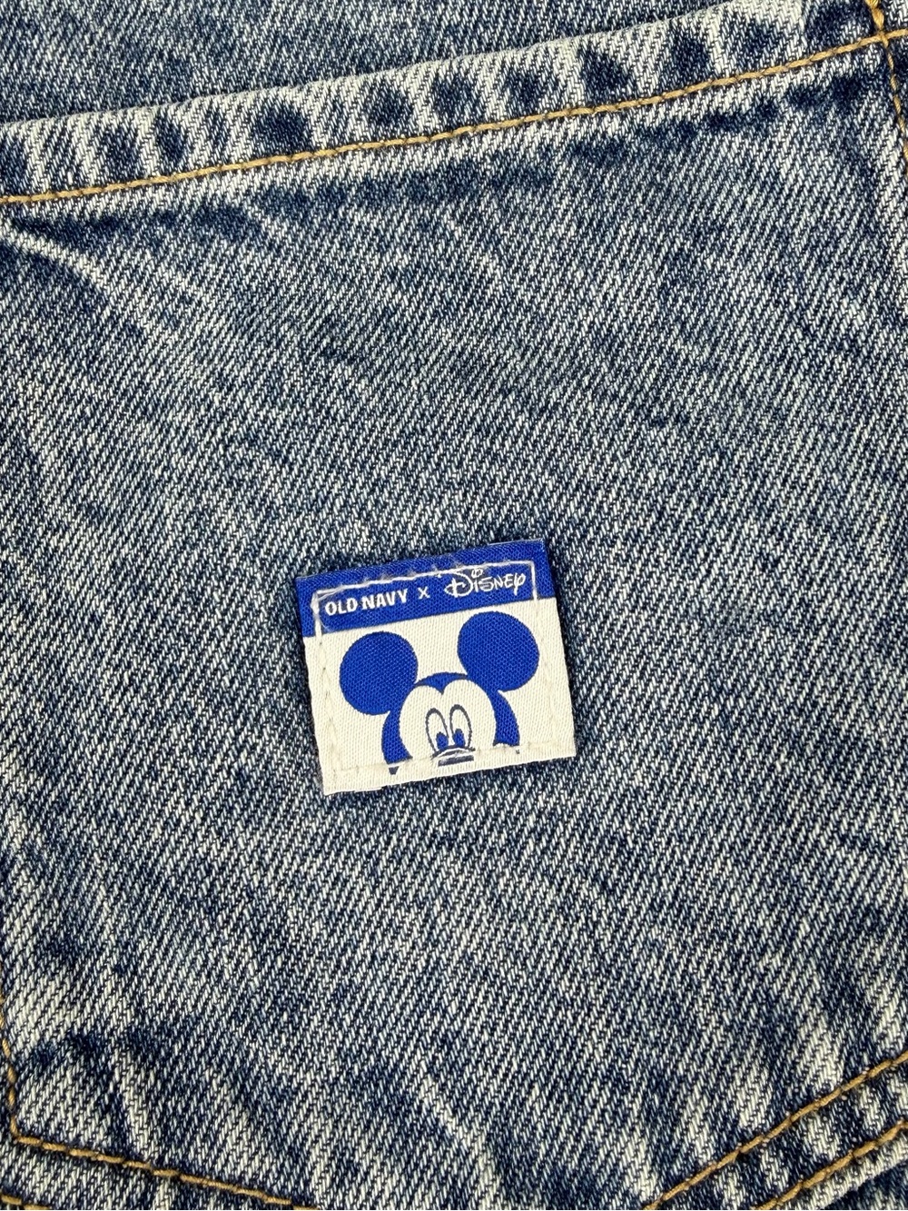 Old Navy x Disney Minnie Mouse High Rise Denim Cutoff Shorts NWT Size 2 - Picture 6 of 11